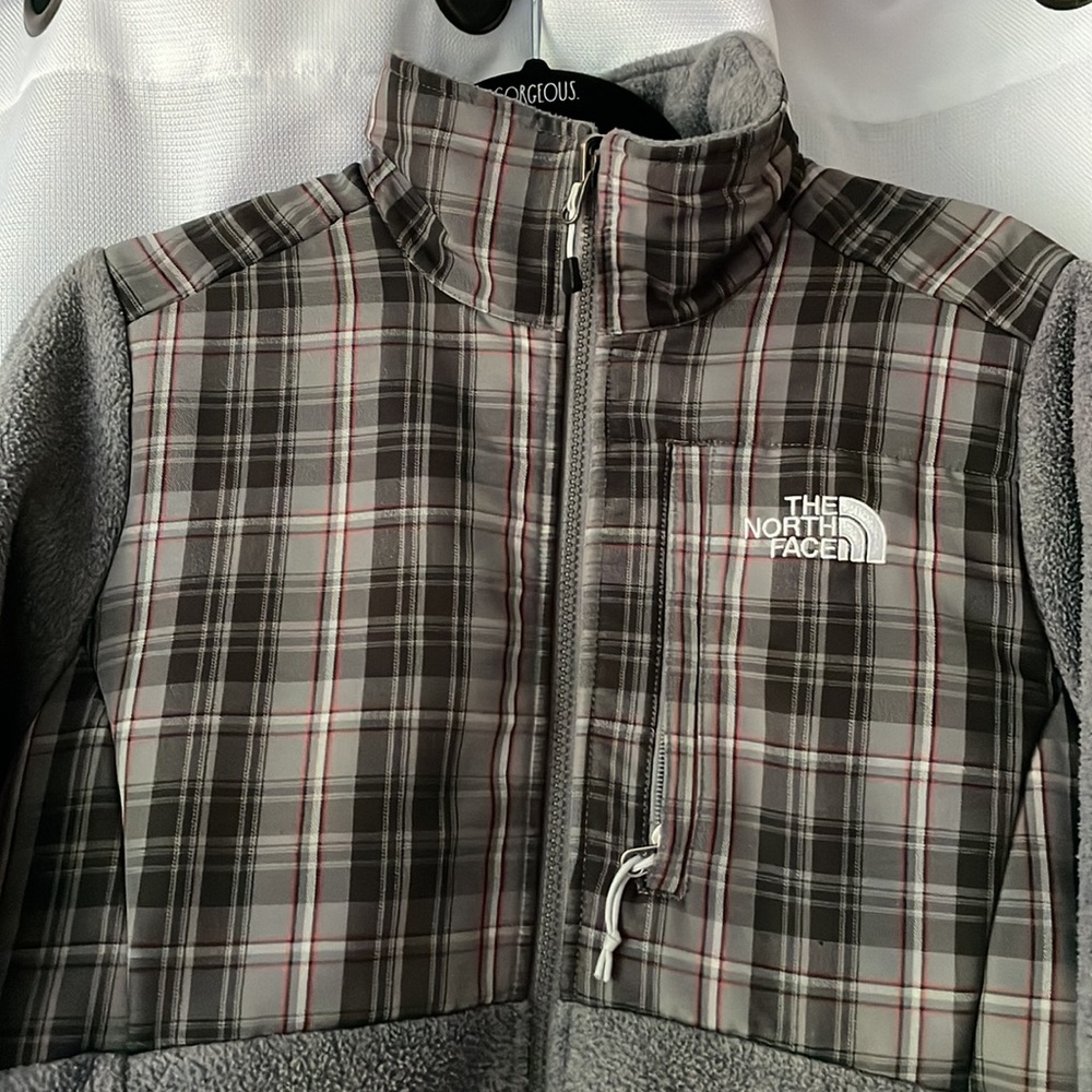 The North Face Gray & Pink Plaid Denali Jacket - Picture 2 of 8